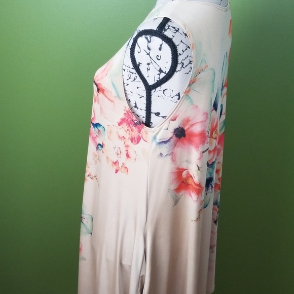 Romantic Dress {Acting Pro} - Picture 3 of 8